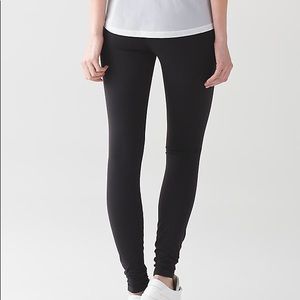 Lululemon black leggings